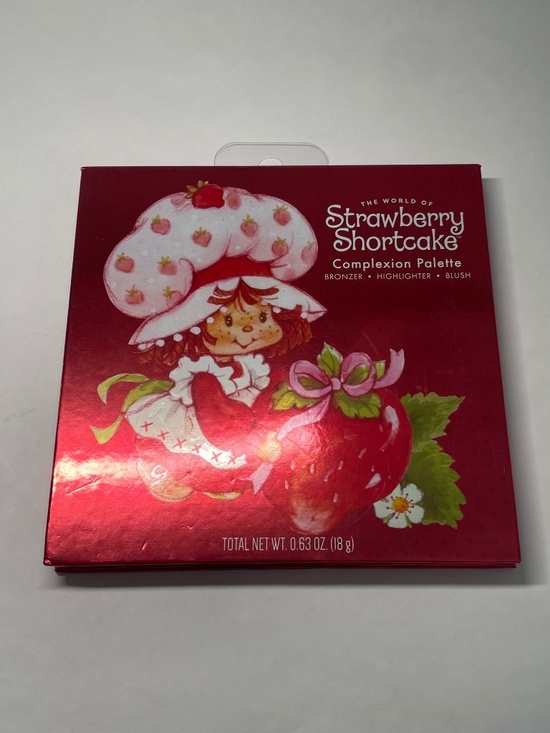 Strawberry Shortcake Other - Strawberry Shortcake Complexion Palette New & Sealed in Box (no tags)